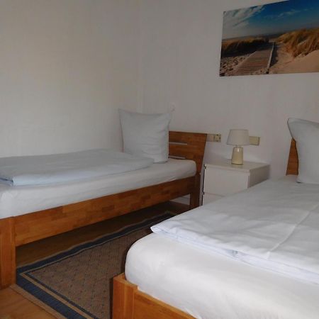 Arkadia Hotel Burgwedel  Bagian luar foto
