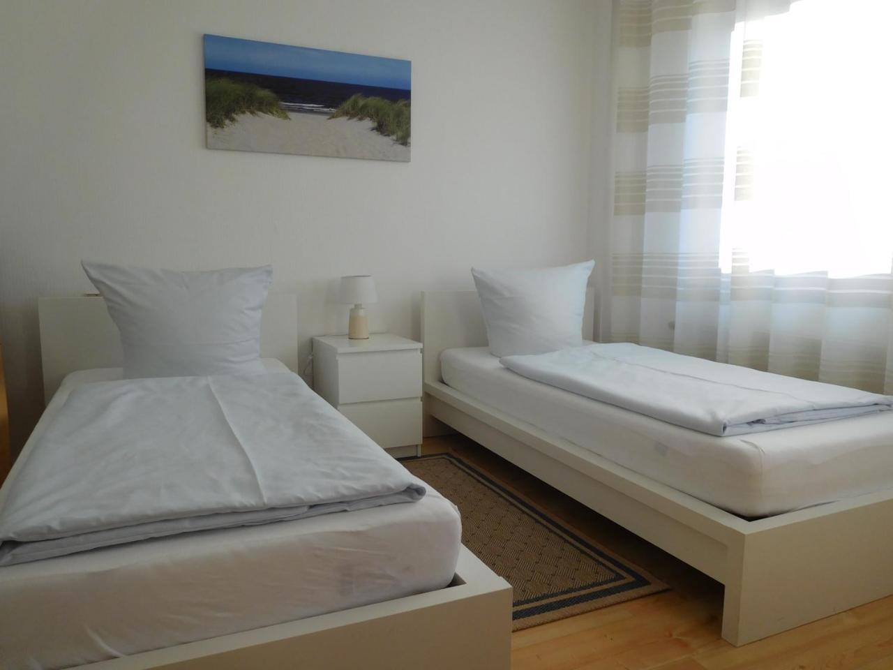 Arkadia Hotel Burgwedel  Bagian luar foto