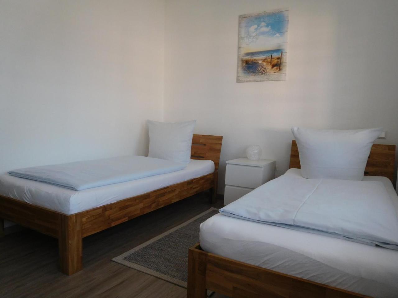 Arkadia Hotel Burgwedel  Bagian luar foto
